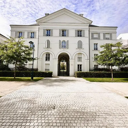 *new* Livy 6 Pax Apartment Serris