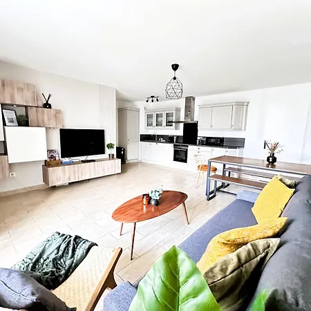 Apartment *new* Livy 6 Pax Serris